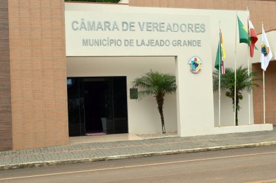 Câmara está com concurso aberto para advogado, agente administrativo e técnico legislativo (Foto: Divulgação/LÊ)