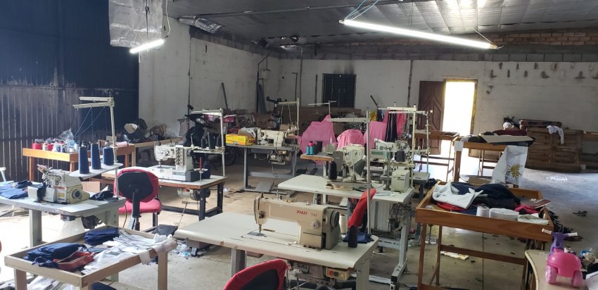 Indivíduo de 48 anos tinha um barracão para produção e costura das peças na linha São Roque