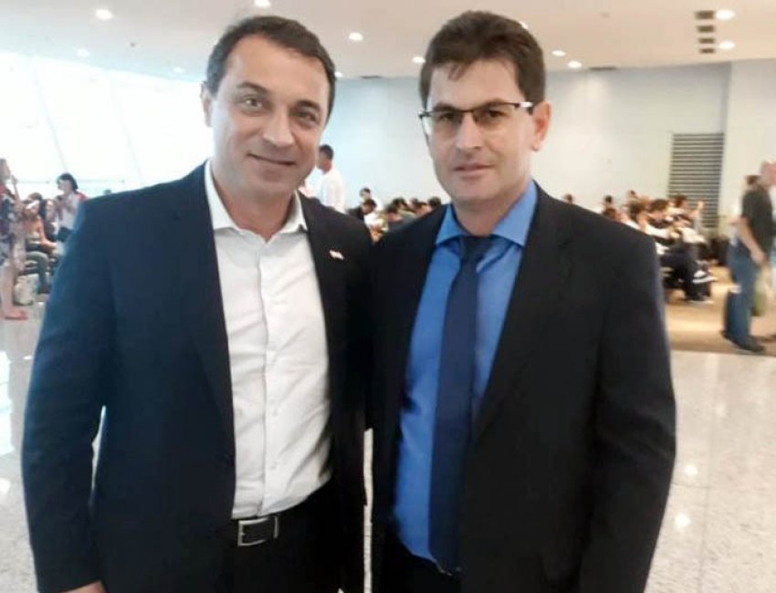 Prefeito Adilson Barella também se encontrou com o governador Carlos Moisés, em Brasília