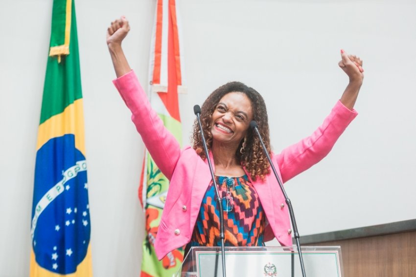 Vanessa da Rosa é a segunda deputada negra a assumir uma cadeira no Parlamento, depois de 89 anos