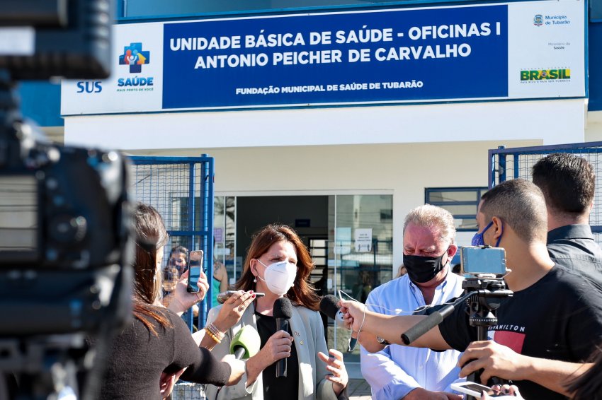 Secretária de Estado da Saúde, Carmen Zanotto, lançou a campanha de vacinação contra gripe em Tubarão