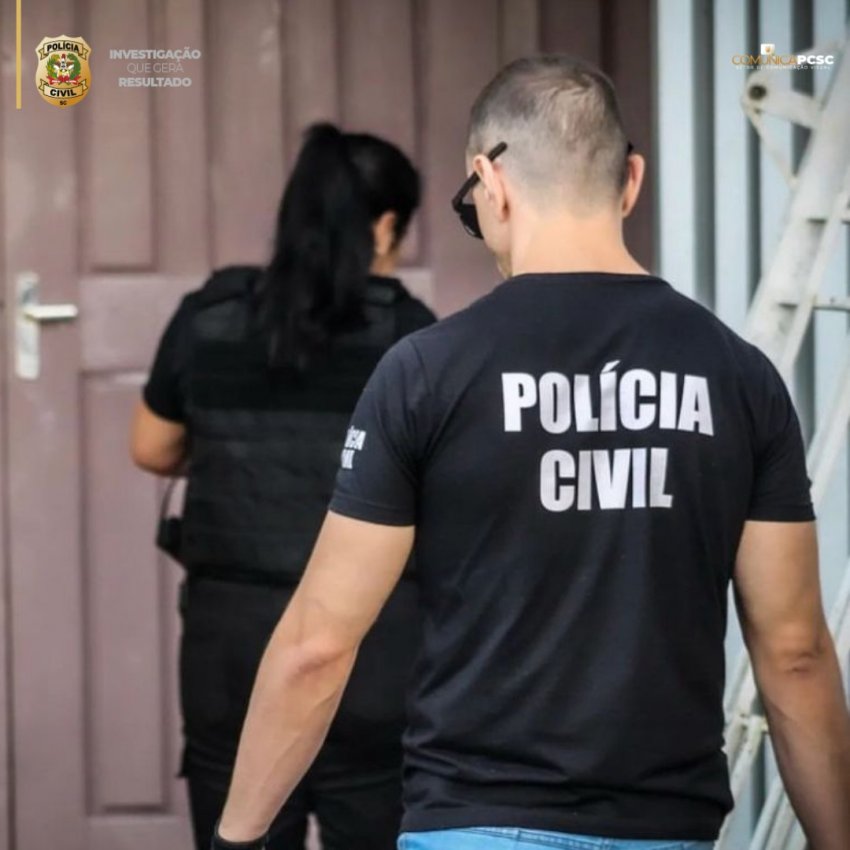 Policiais civis prenderam dupla na tarde de hoje (06), pelo crime investigado em 2017