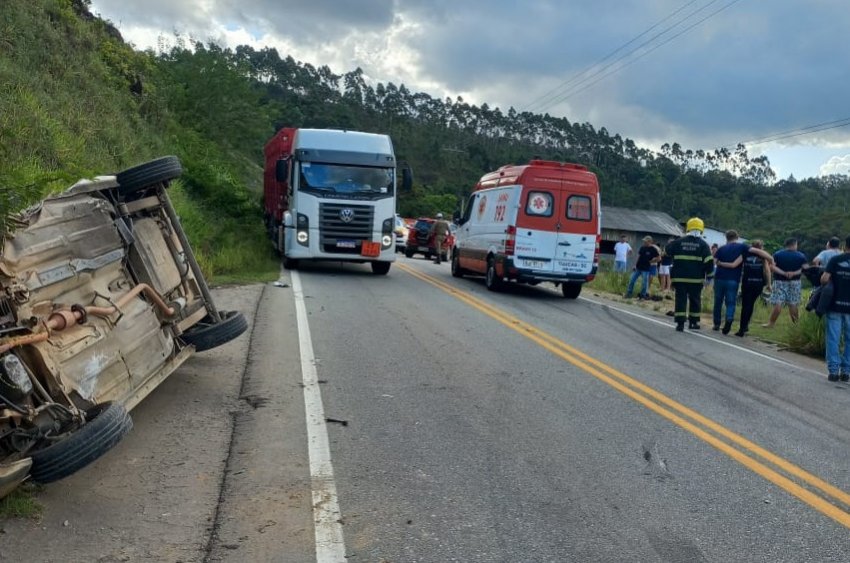 Colisão entre carro e duas motocicletas ocorreu em São João Batista