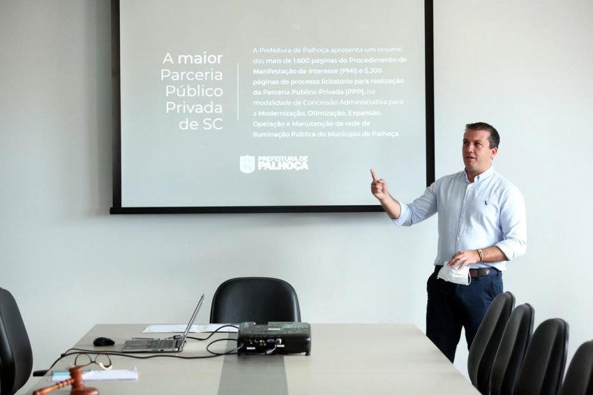 Prefeito Camilo Martins realizou apresentação de 6.900 páginas dos processos e trâmites da PPP
