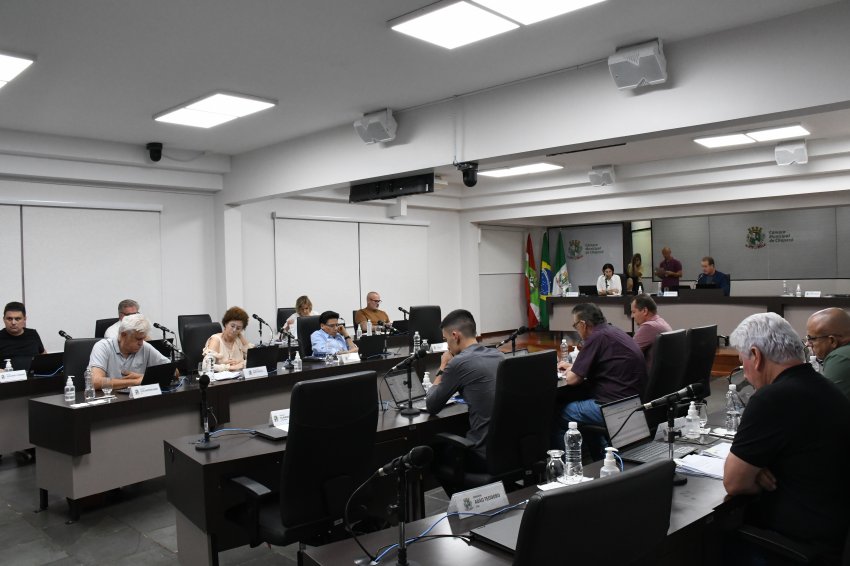Legislativo de Chapecó aprovou o projeto de loteamento social no bairro Efapi, seguindo para sanção na Prefeitura após análise das comissões legislativas