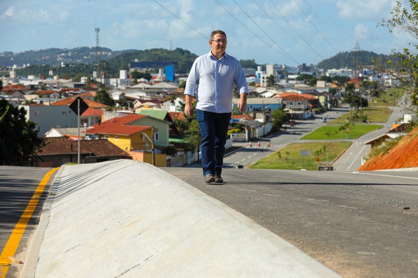 Eduardo Freccia inaugura oficialmente a Avenida das Torres, a maior obra de mobilidade urbana já executada em Palhoça