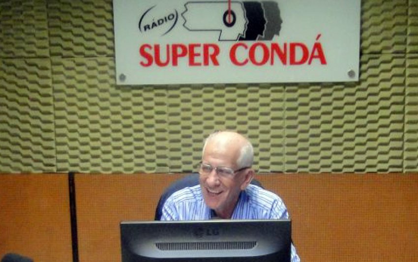 Pedro Viana trabalhou por muitos anos como jornalista e comunicador na Rádio Super Condá, de Chapecó