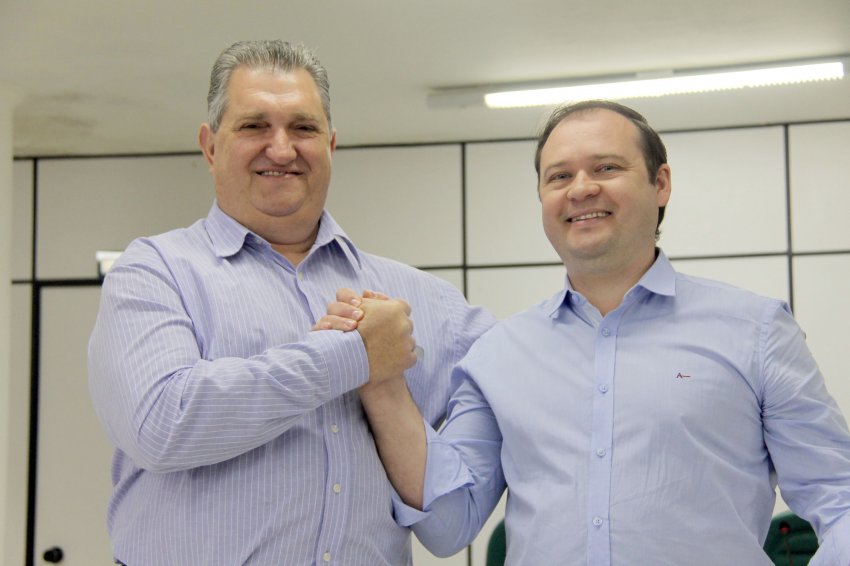 Em 05 de agosto de 2016, na convenção do PSD, Adriano Bortolanza aceitou ser vice na chapa liderada por Lírio Dagort 