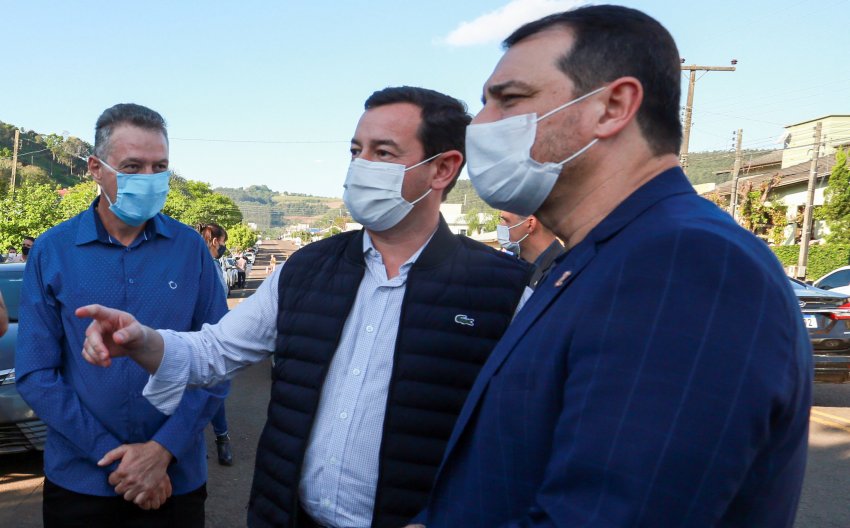 Eron Giordani acompanha o governador Carlos Moisés em roteiro por Sul Brasil, na sexta-feira (24)