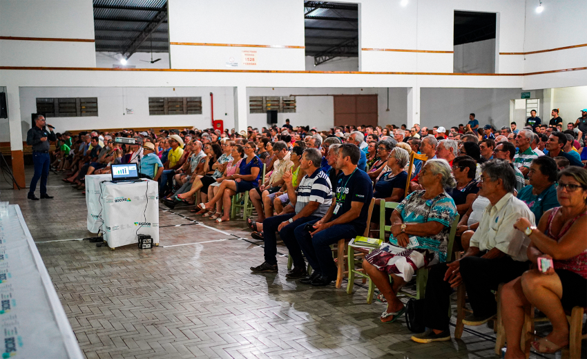 Diretor financeiro Mauro Zoleti de Morais apresenta resultados em Nova Erechim, no Oeste Catarinense